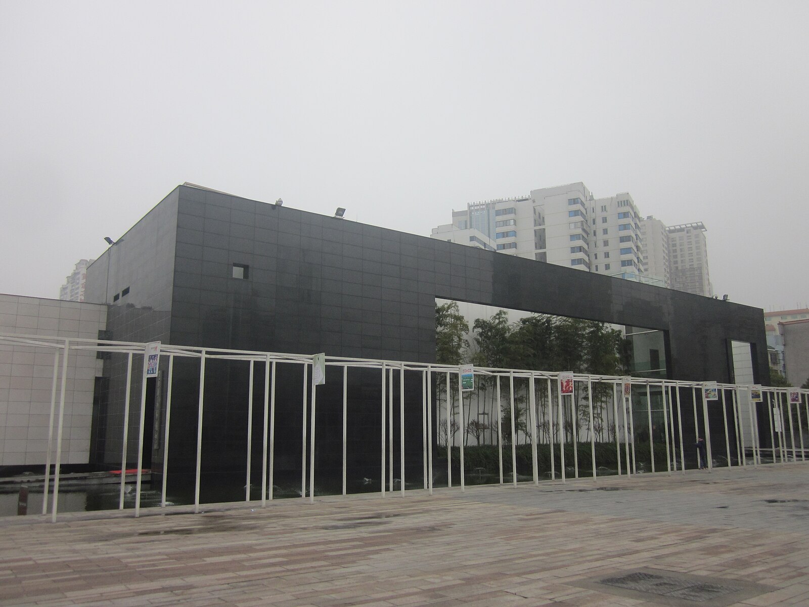 Dark rectilinear exterior of Changsha Jiandu Museum