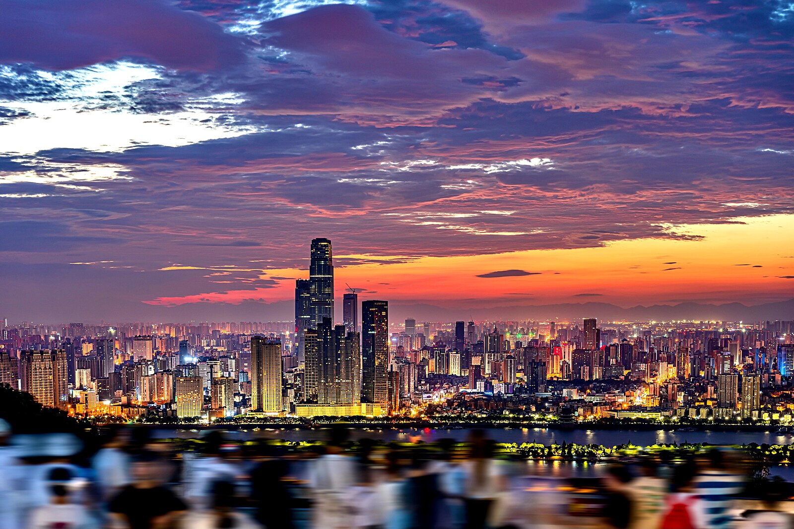 Dusk panorama of Changsha from Yuelu Mountain