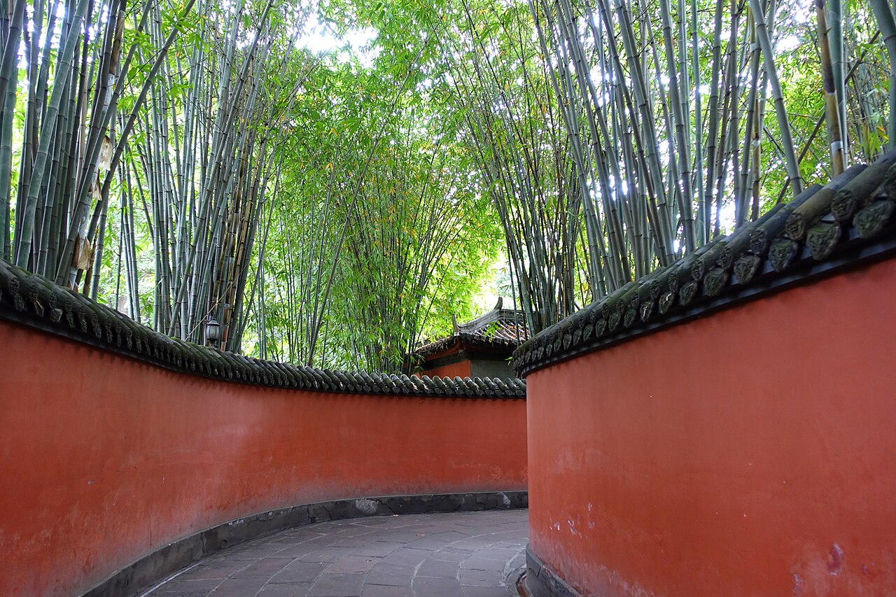 Timber corridor inside Wuhou Shrine in Chengdu