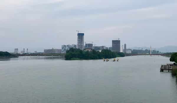 Wu River waterfront in Jinhua
