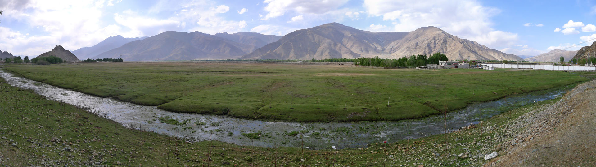 Lhasa River valley