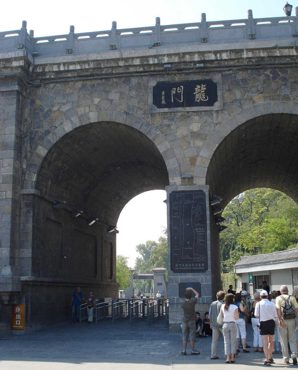 Verified documentary photograph of a landmark in Luoyang