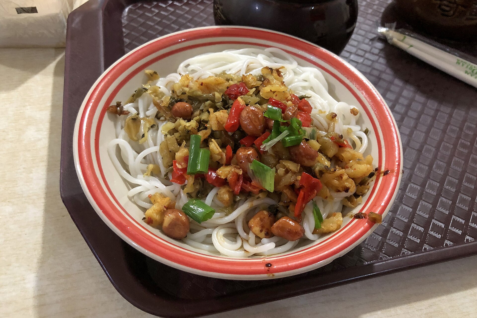 Bowl of mixed rice noodles served in Nanchang in 2019