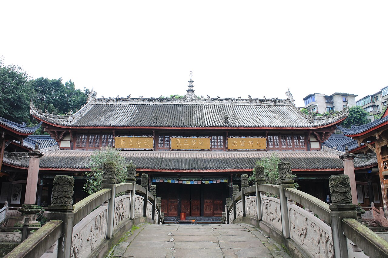 Shengshui Temple complex in Neijiang