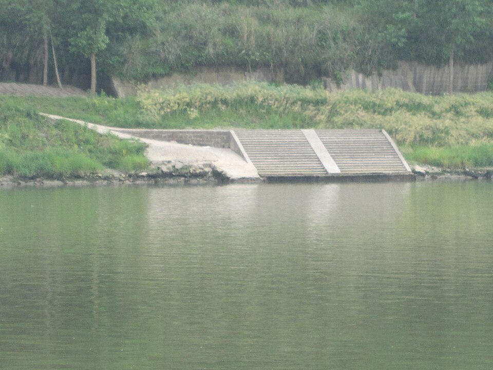 River passenger landing in Zizhong County