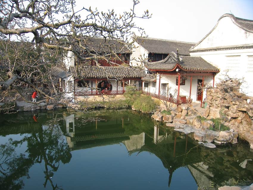 Water court and pavilion at the Master of the Nets Garden
