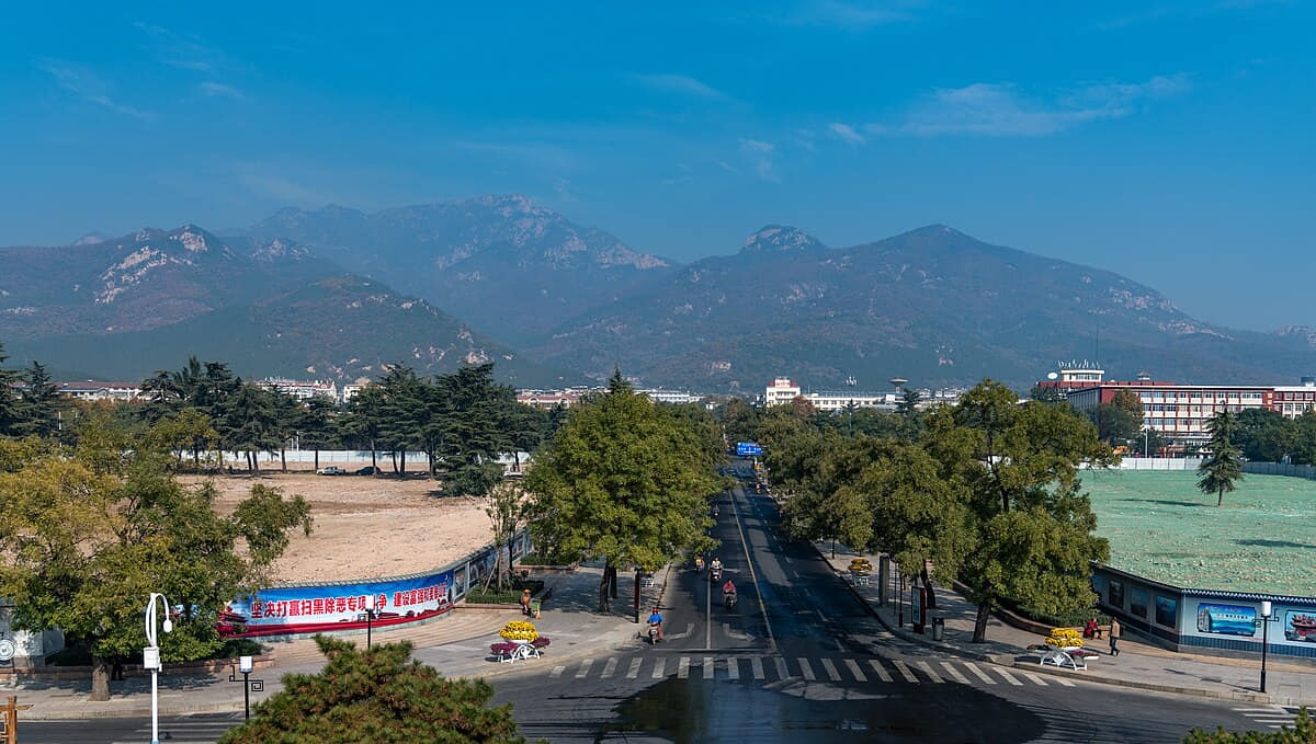 Verified documentary photograph of a landmark in Tai'an