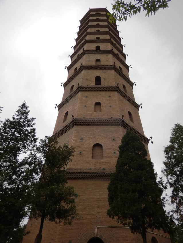 Chengtian Pagoda detail in the Yinchuan city profile