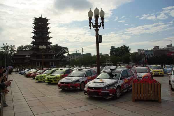 Wanshou Temple wooden pagoda and rally parc fermé in Zhangye